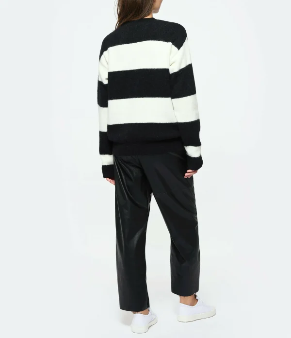 A.P.C. Pull Suzie Alpaga Noir 5